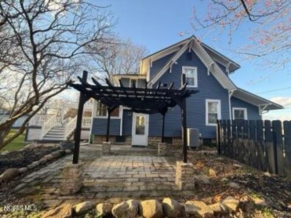 4026 S State Route 100, Tiffin, OH 44883