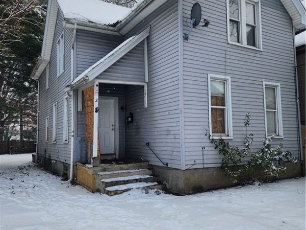 2 Hollister Street, Rochester, NY 14605