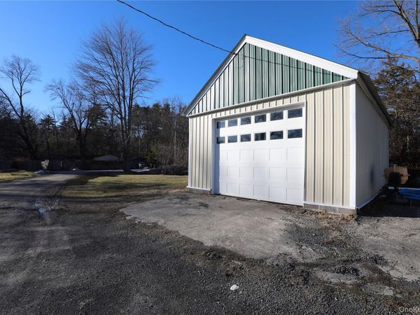 75 Walton Lane , Hurley, NY 12443