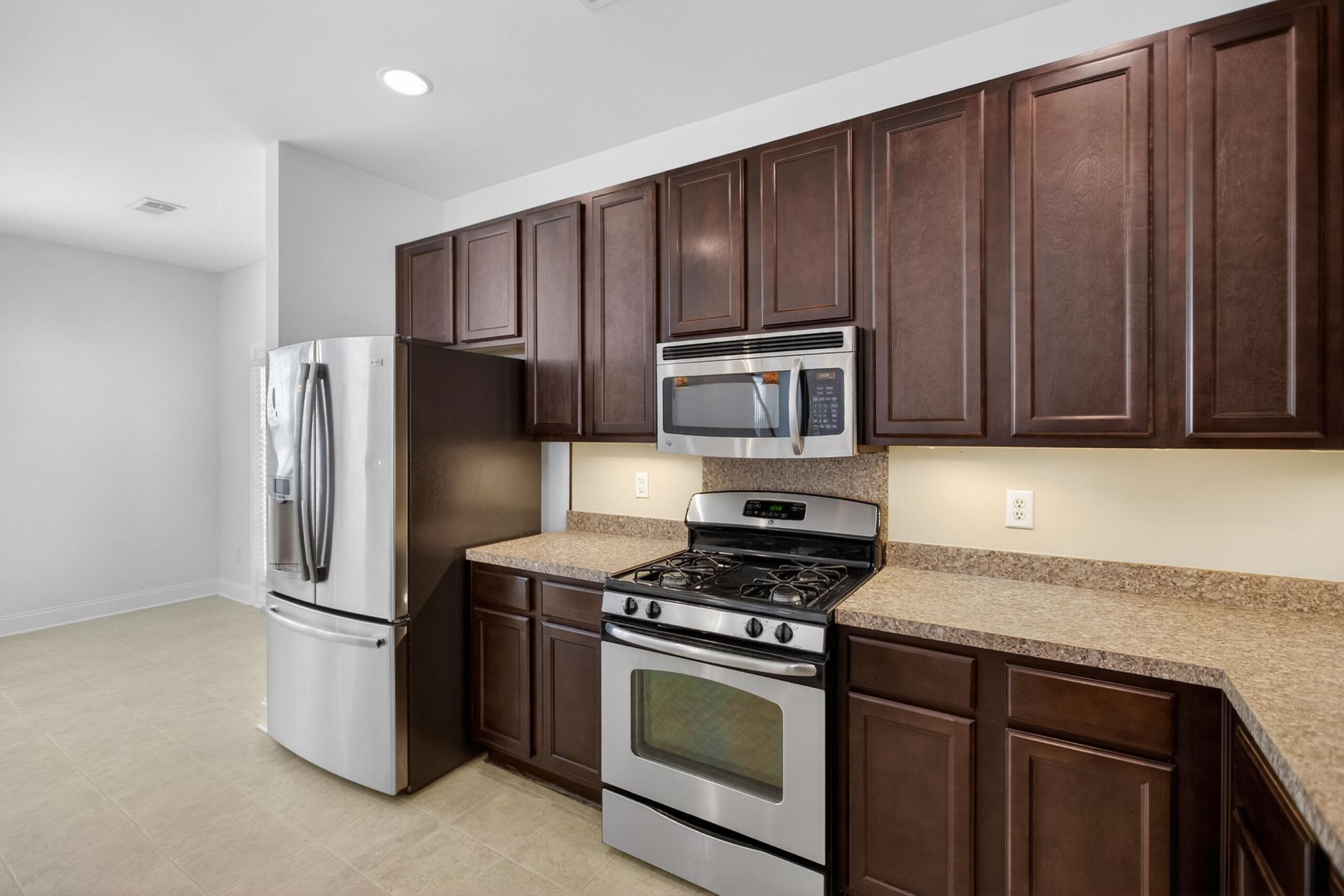 322 Weeping Willow Way Photo 8