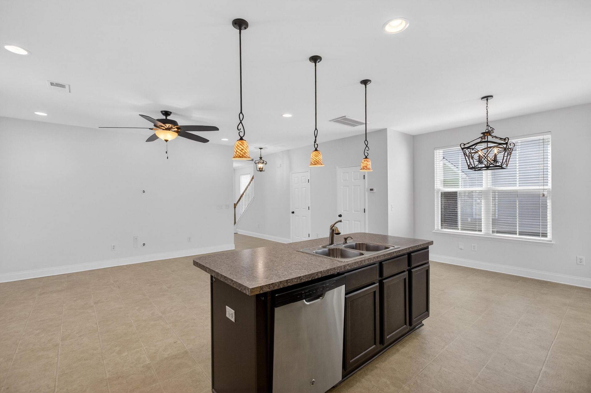 322 Weeping Willow Way Photo 9