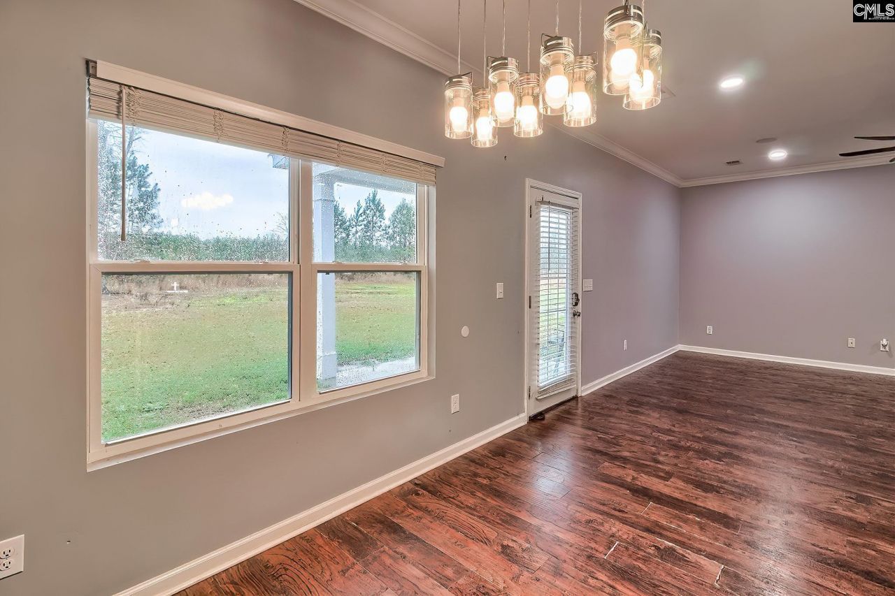 1549 Brentwood Drive Photo 11