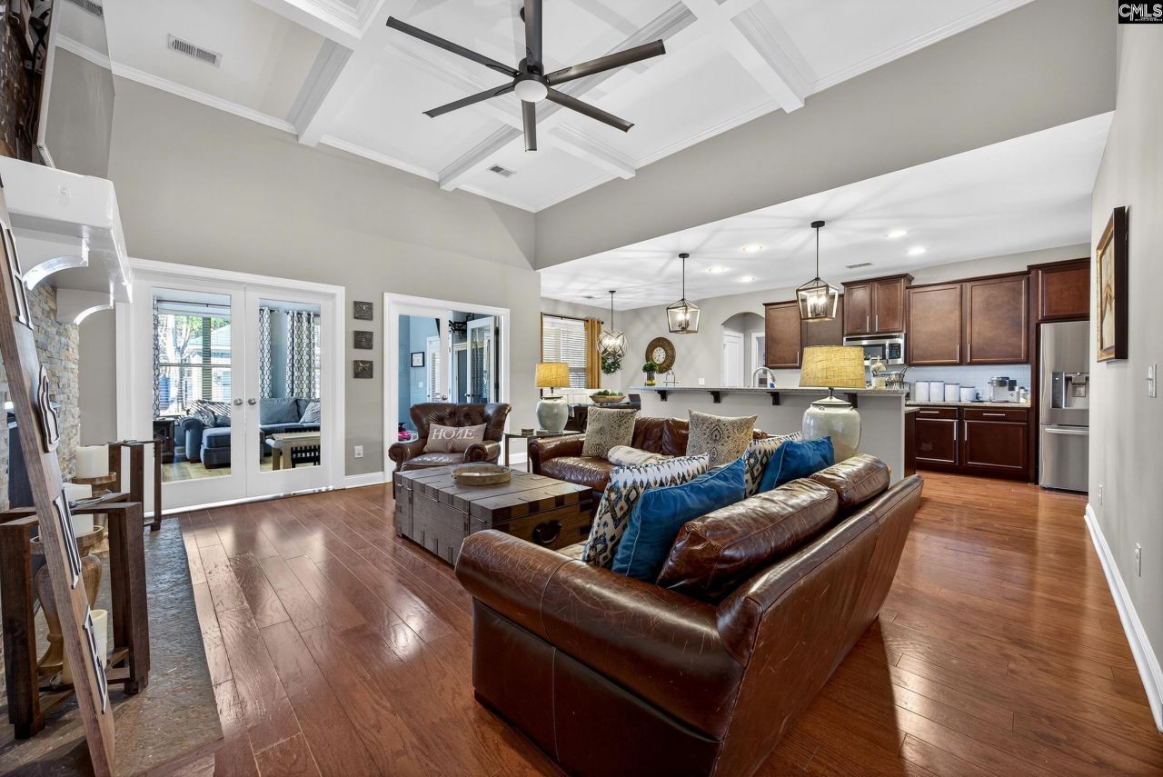 116 Renard Way  Photo 16