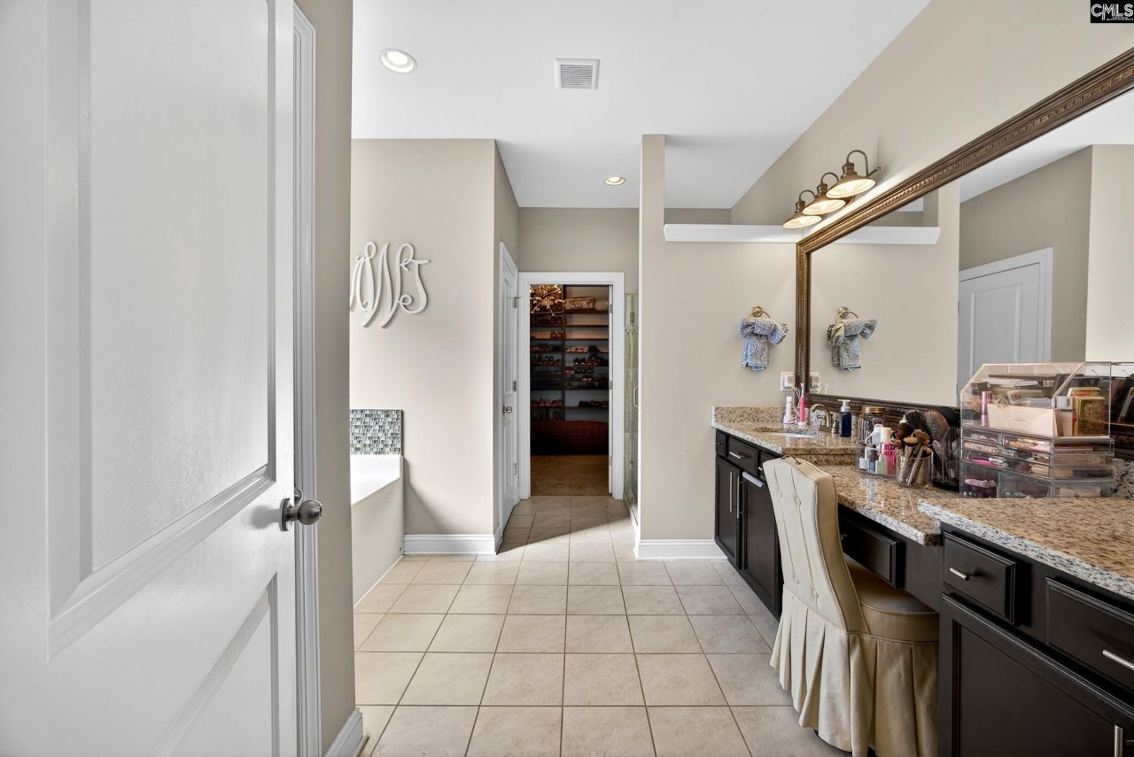 116 Renard Way  Photo 37