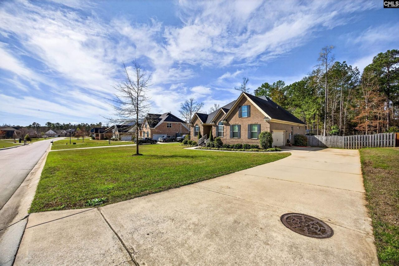 116 Renard Way  Photo 4