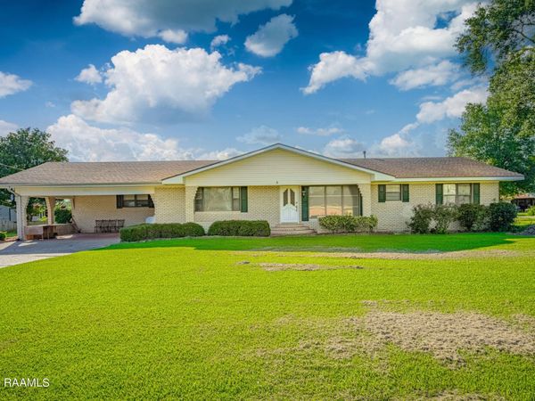 4904 Coteau Road, New Iberia, LA 70560