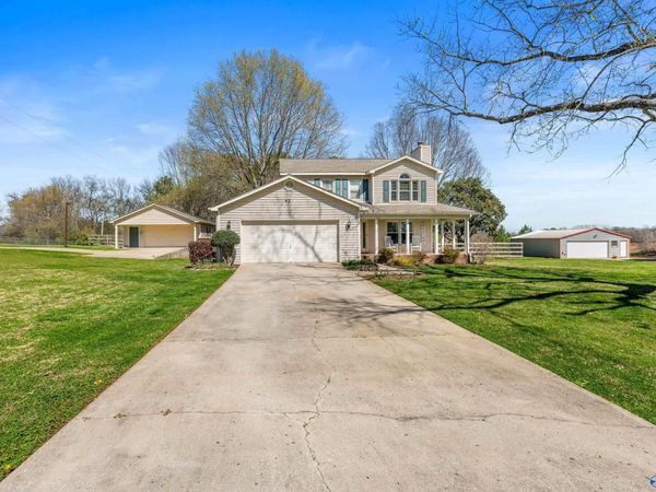 221 Slaterock Road, Hazel Green, AL 35750