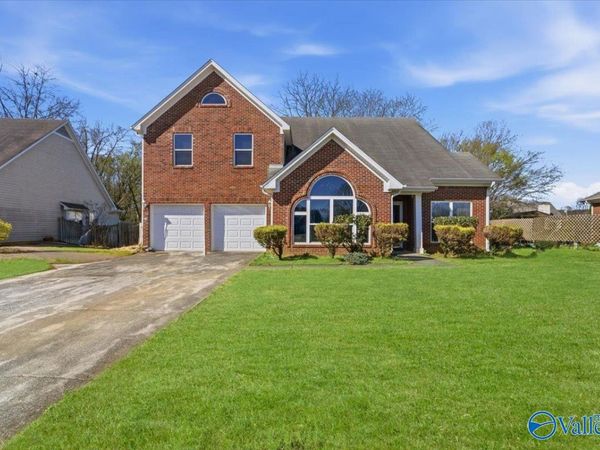 102 Bluejay Court, Huntsville, AL 35824