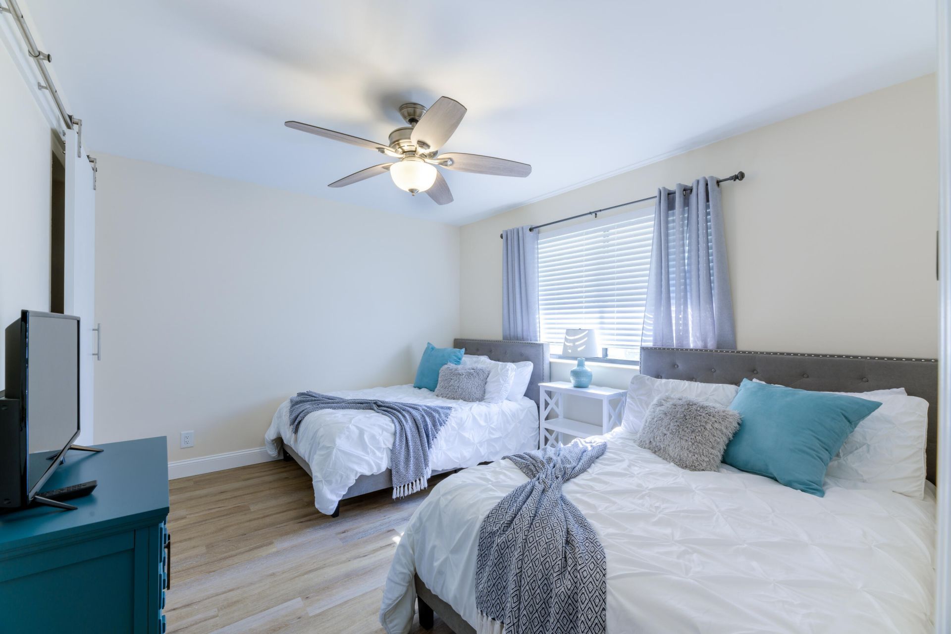 830 Club Drive, West Palm Beach, FL 33418 Photo