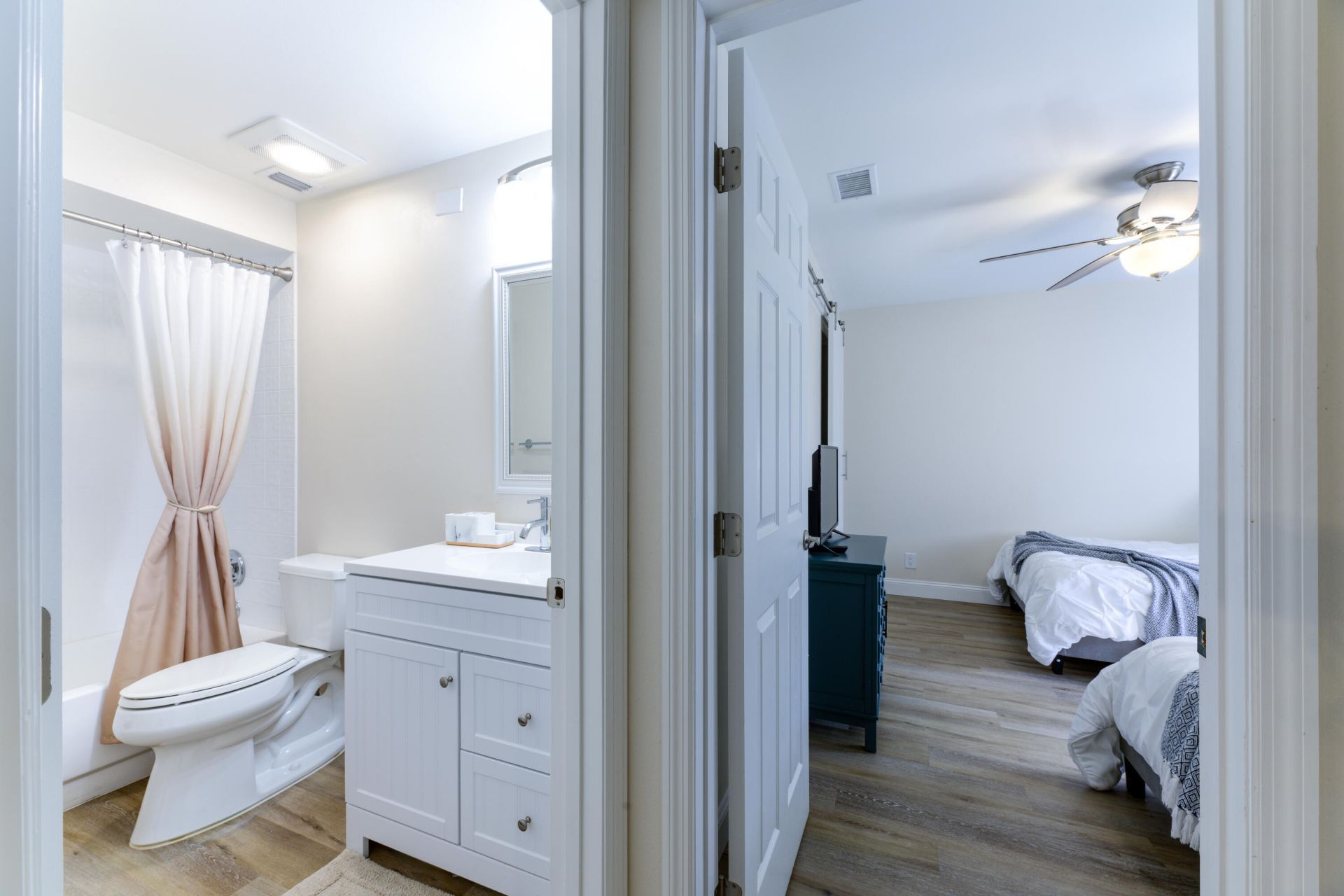 830 Club Drive, West Palm Beach, FL 33418 Photo