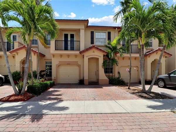 12808 SW 132nd Ter , Miami, FL 33186