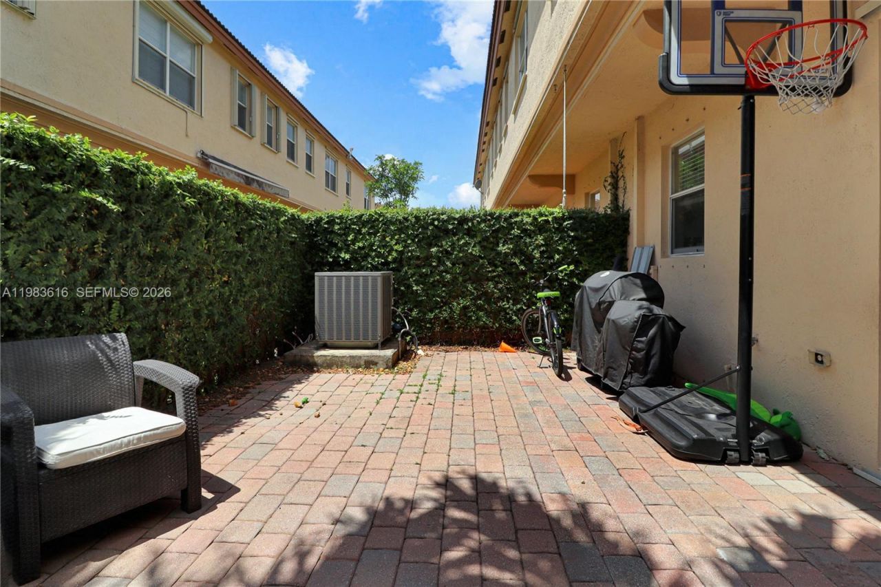 12808 SW 132nd Ter , Miami, FL 33186 Photo