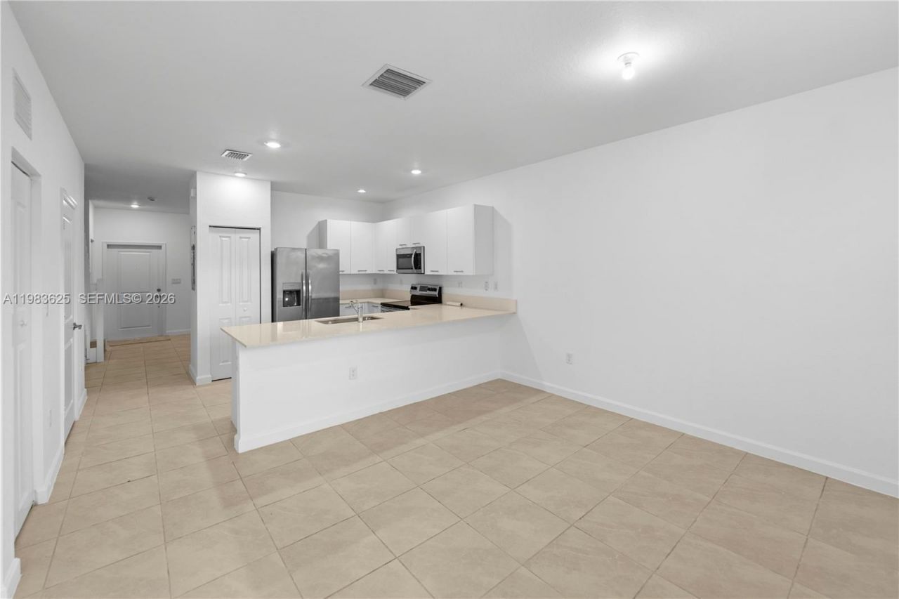 12258 NW 24th Pl, Miami, FL 33167 Photo