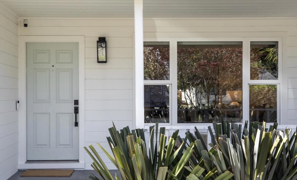 1067 17th Avenue, Redwood City, CA 94063 Main Photo