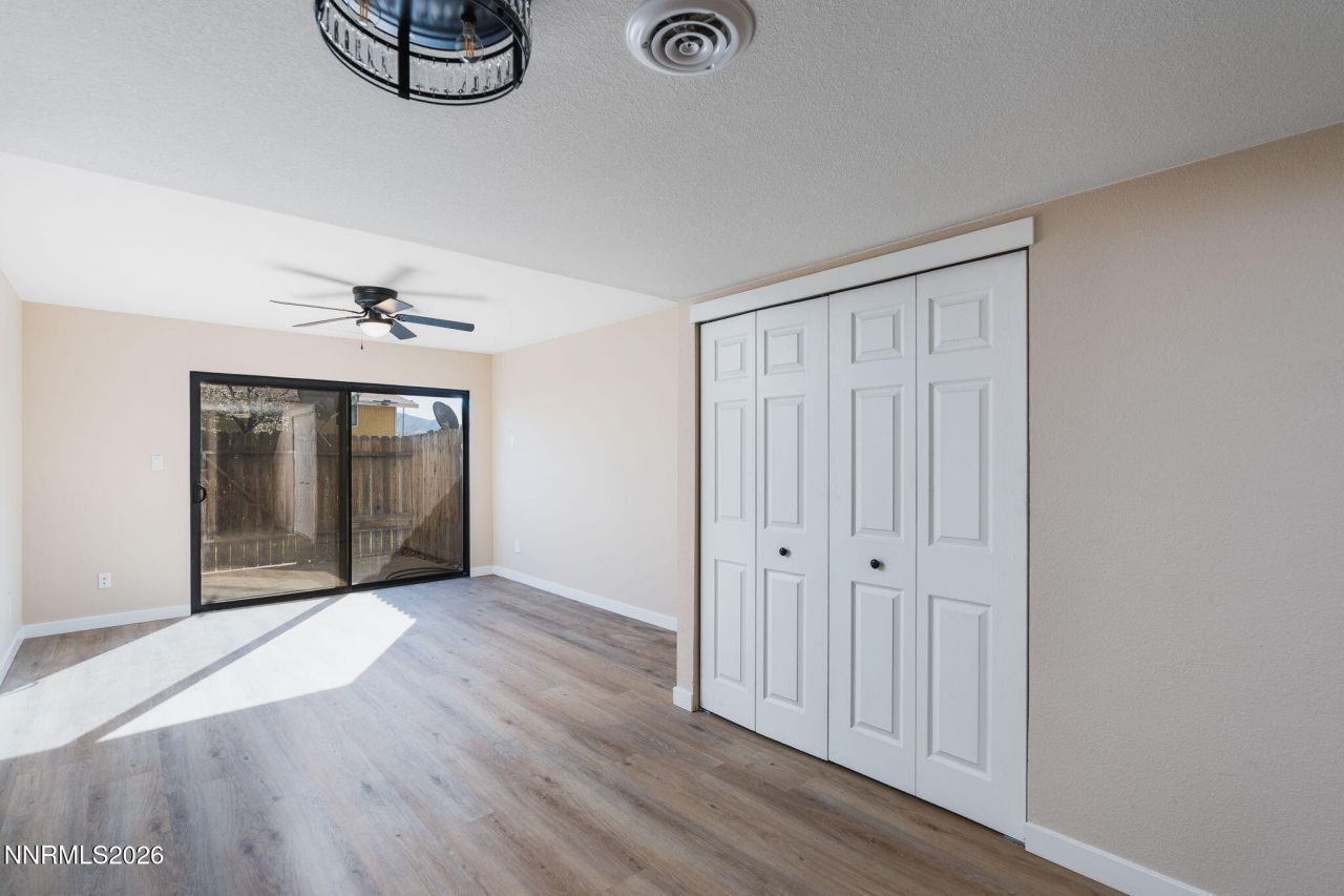 861 Nutmeg Place, Reno, NV 89502 Photo