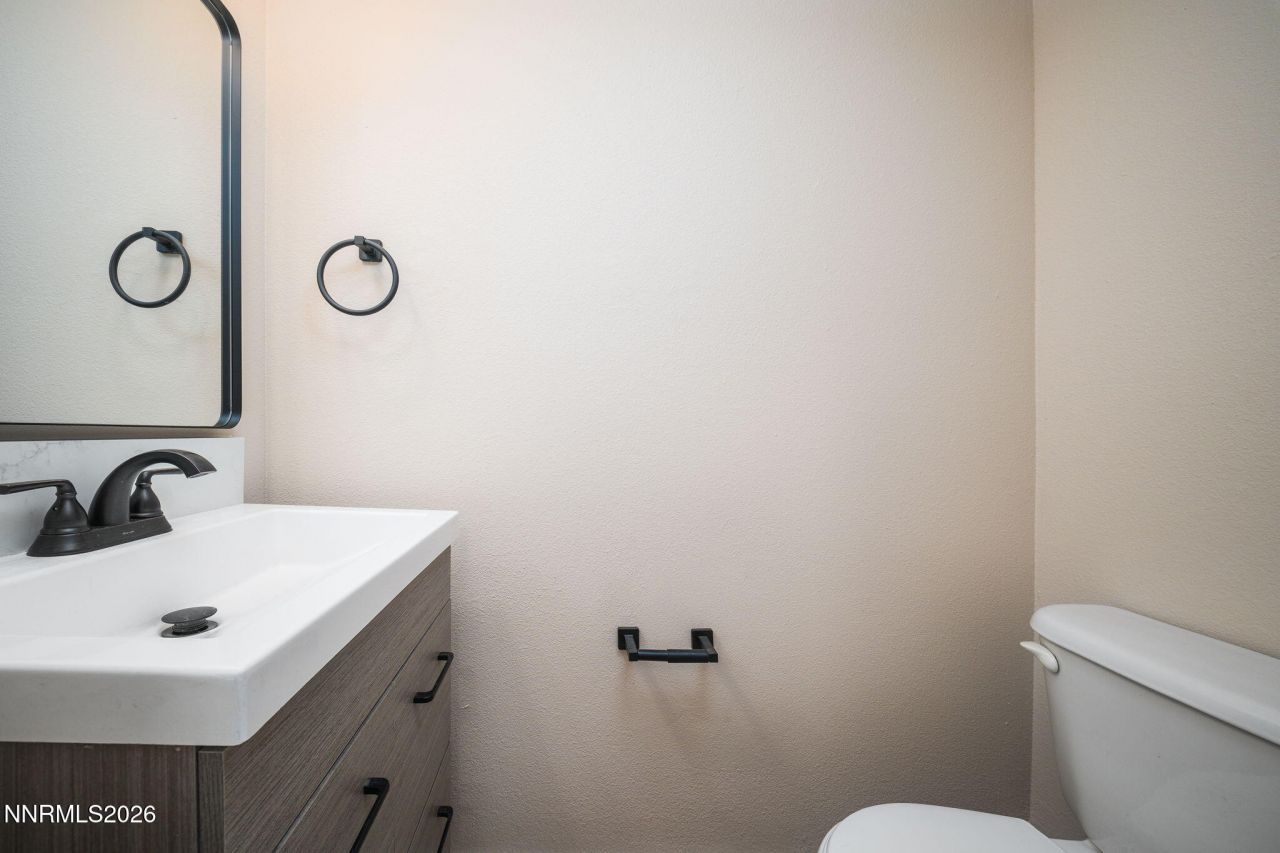 861 Nutmeg Place, Reno, NV 89502 Photo