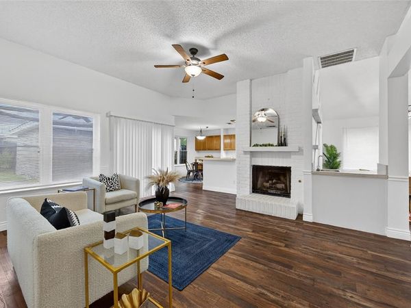 1517 Yorkshire Drive , Mesquite, TX 75149