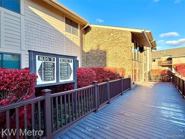 11773 Sycamore Drive, Plymouth, MI 48170