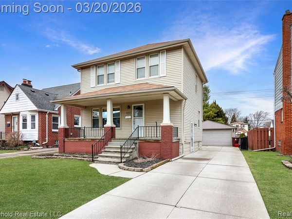 8335 Harding, Center Line, MI 48015