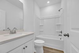 214 Letha Dr photo 4