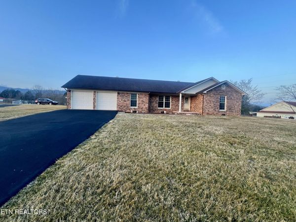 2770 Highway 63 , Cumberland Gap, TN 37724