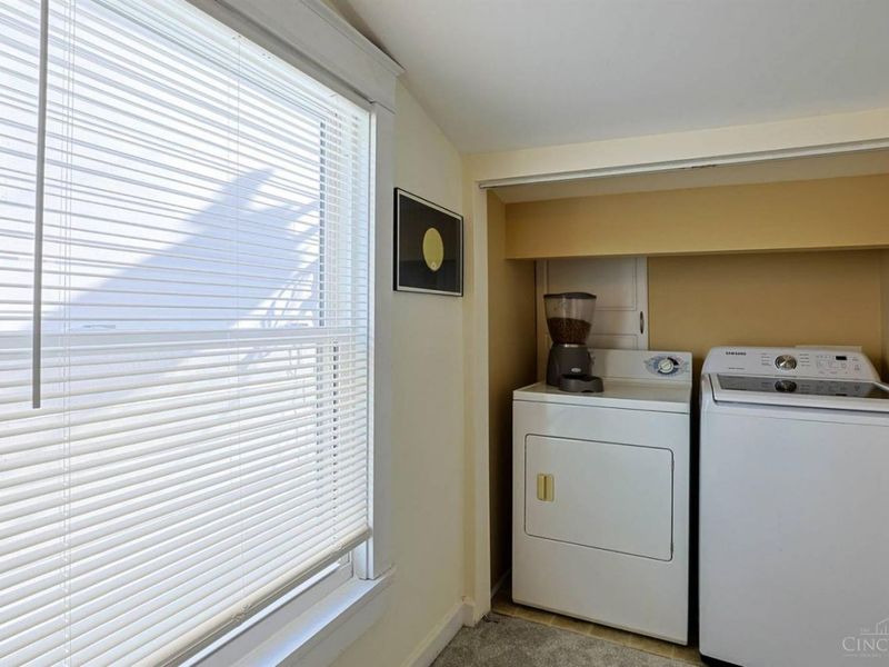 982 Hatch Street, Cincinnati, OH 45208 Photo 24