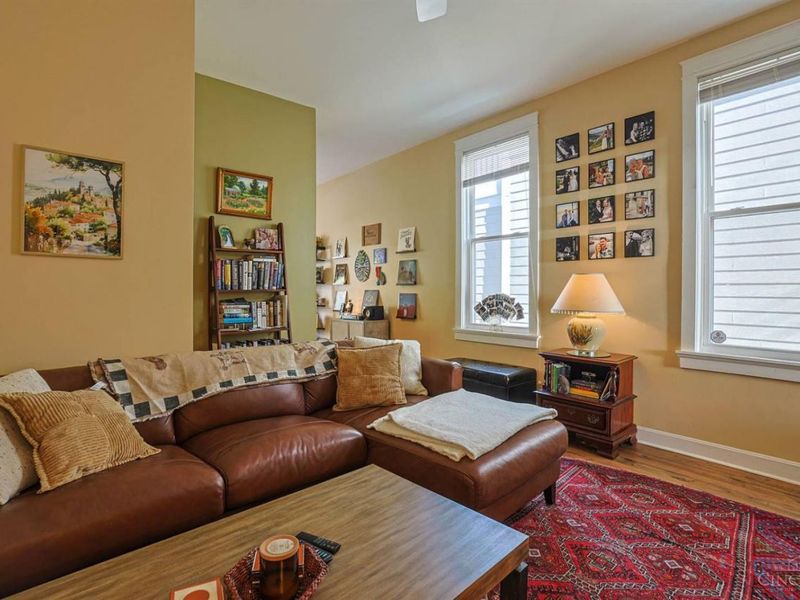 982 Hatch Street, Cincinnati, OH 45208 Photo 7