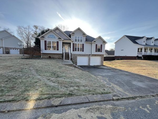 7598 Pfizer Drive, Ooltewah, TN 37363