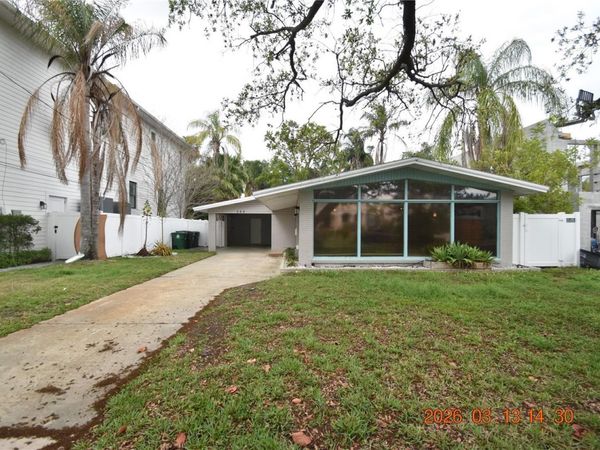 528 SUWANEE CIRCLE, TAMPA, FL 33606