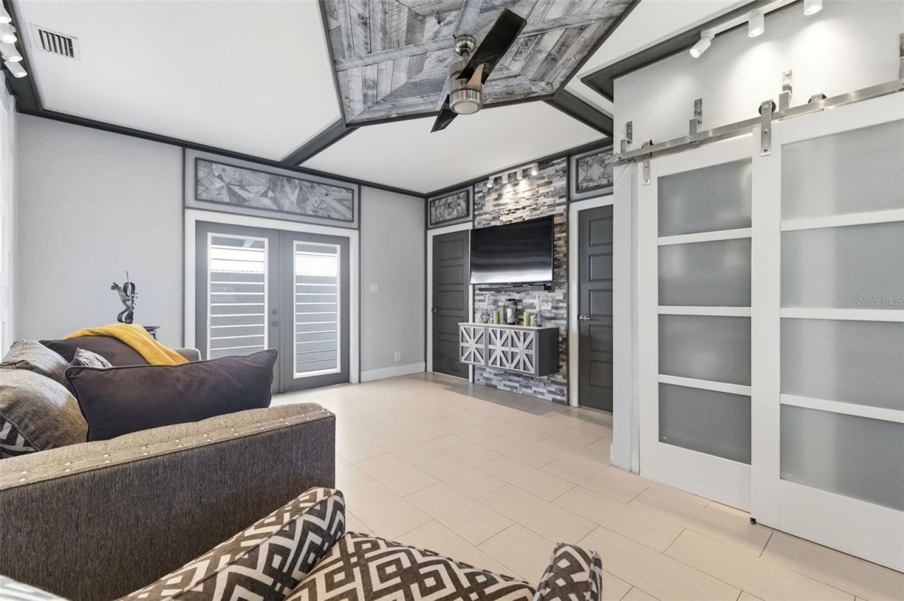 3601 2nd Avenue N, Saint Petersburg, FL 33713 Photo