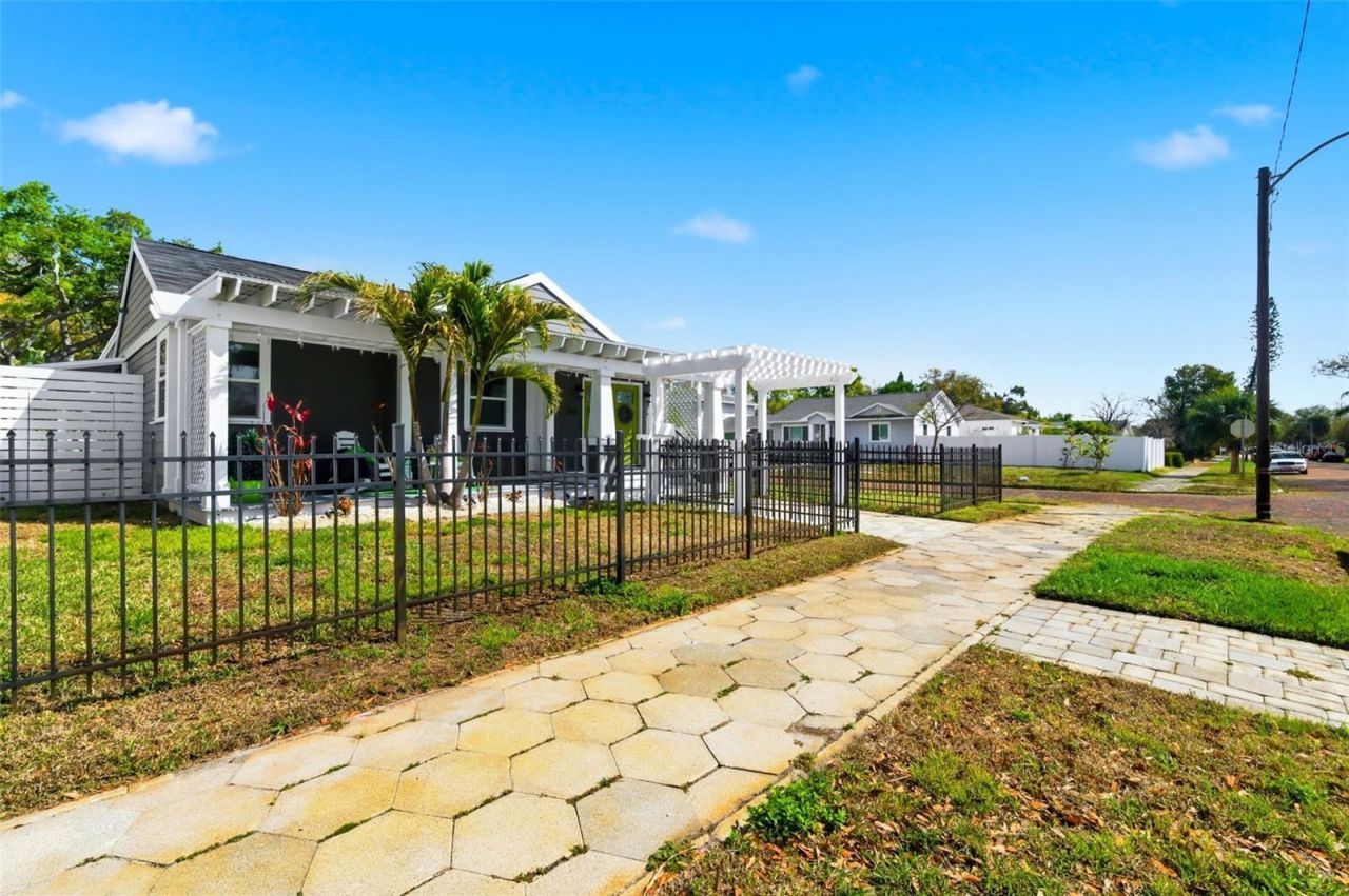 3601 2nd Avenue N, Saint Petersburg, FL 33713 Photo