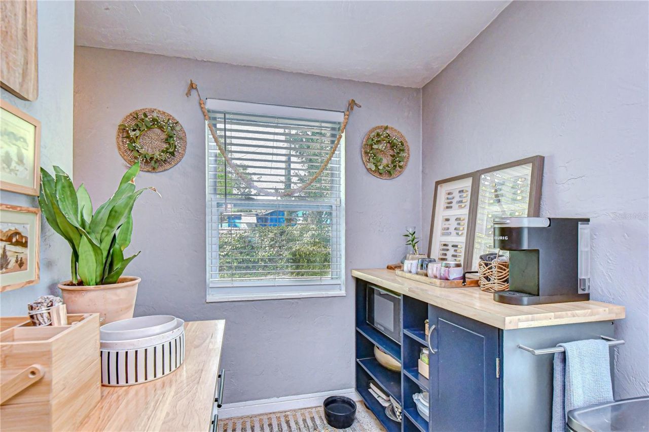 1611 28th Street S, Saint Petersburg, FL 33712 Photo