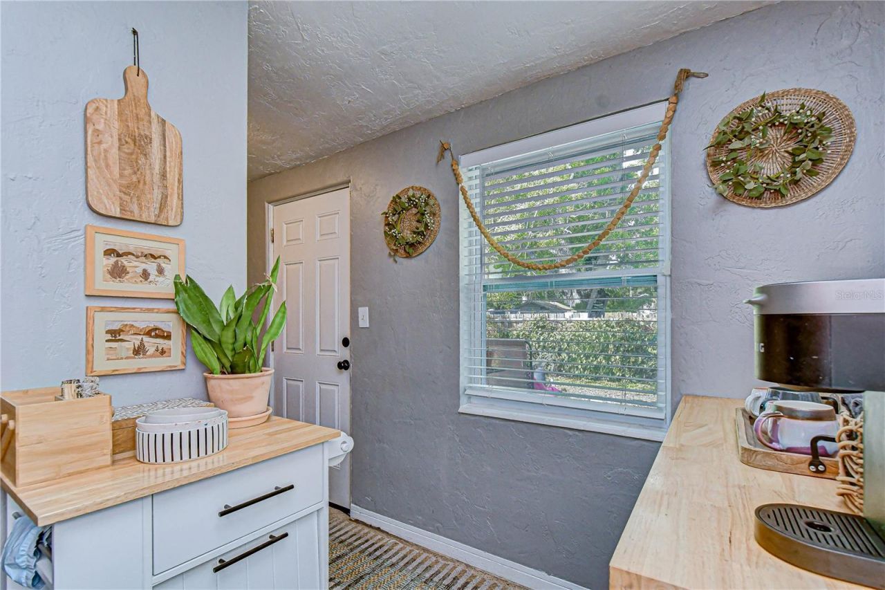 1611 28th Street S, Saint Petersburg, FL 33712 Photo