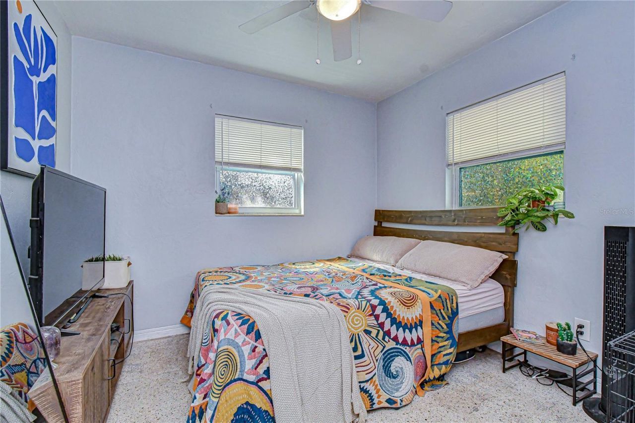 1611 28th Street S, Saint Petersburg, FL 33712 Photo