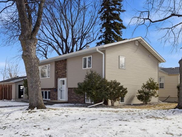 1211 Hall Avenue, Breckenridge, MN 56520