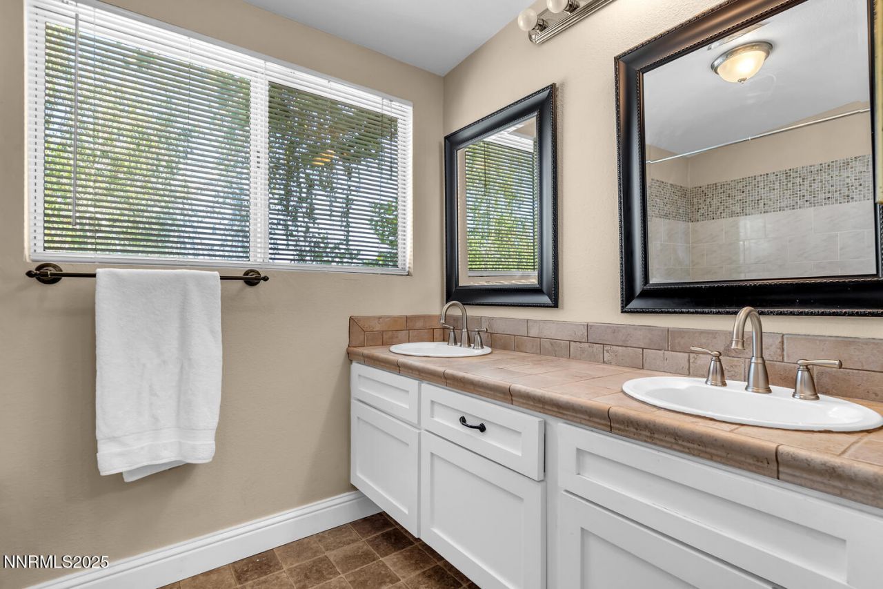 831 Blue Falls Place, Reno, NV 89511 Photo