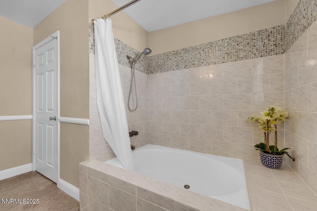 831 Blue Falls Place, Reno, NV 89511 Photo