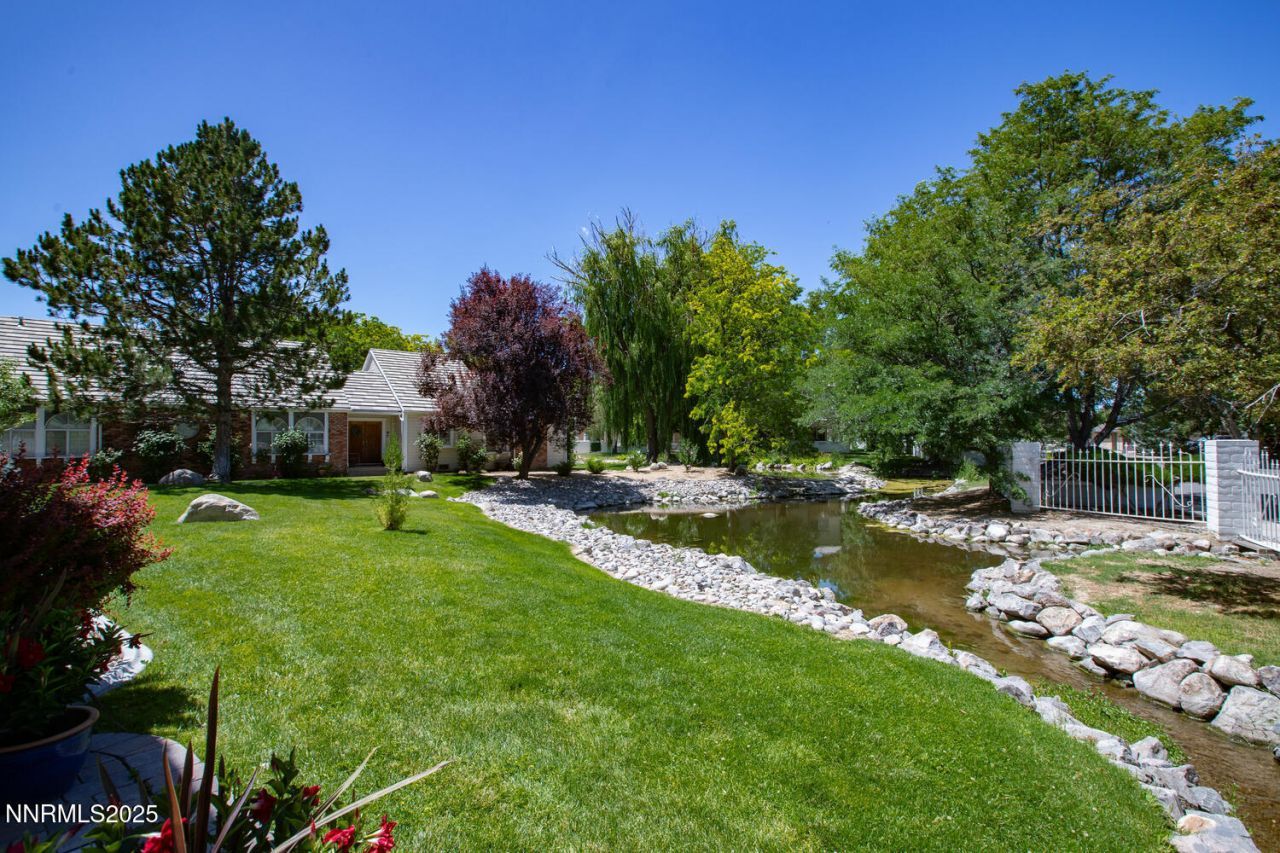 831 Blue Falls Place, Reno, NV 89511 Photo