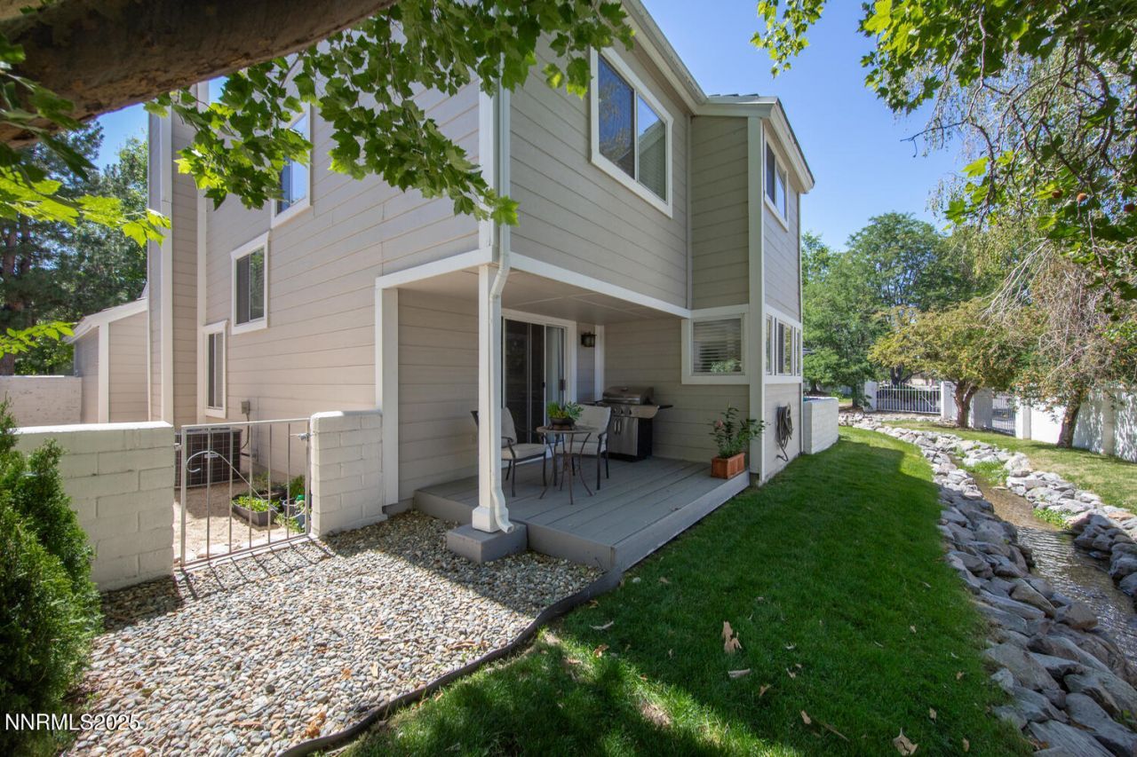 831 Blue Falls Place, Reno, NV 89511 Photo
