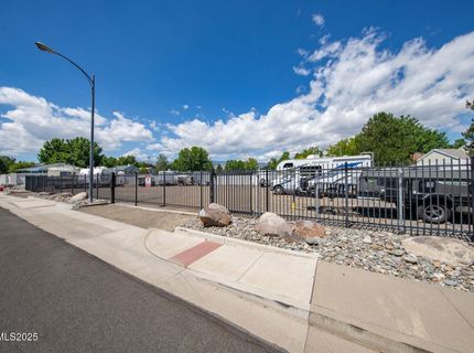 831 Blue Falls Place, Reno, NV 89511 Photo