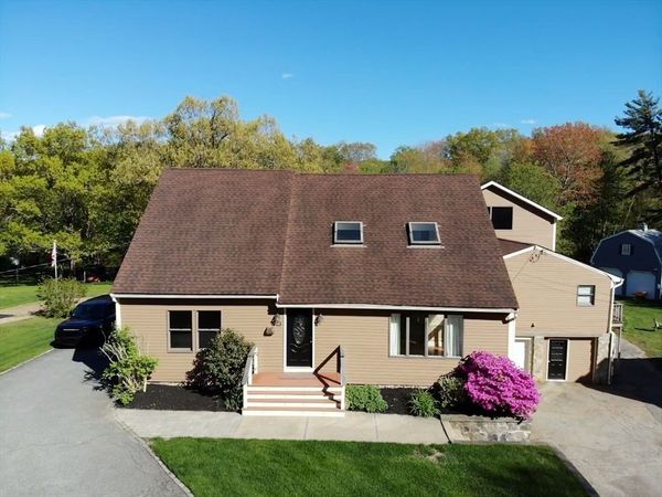 923 Main St, Northbridge, MA 01588