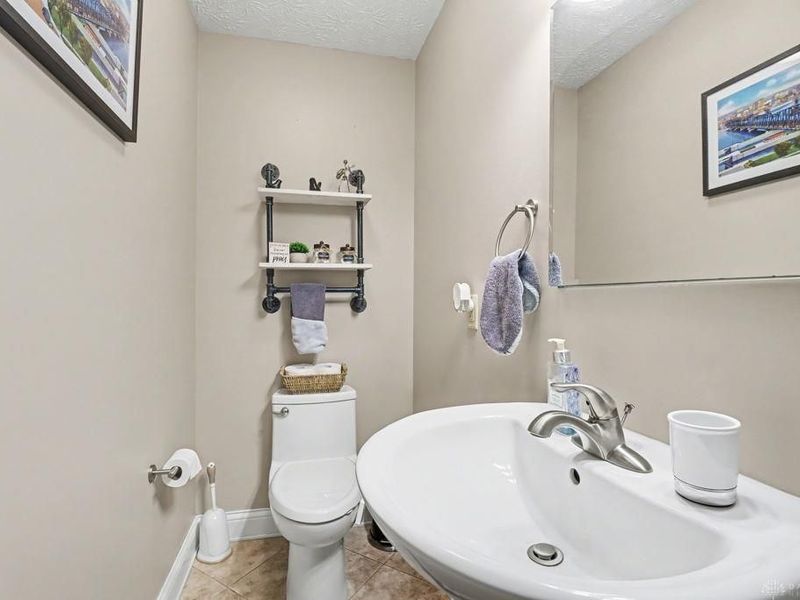 885 Chelsea Lane, Tipp City, OH 45371 Photo 13