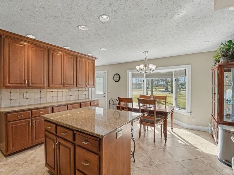 885 Chelsea Lane, Tipp City, OH 45371 Photo 9