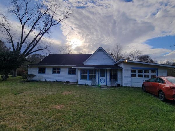 11213 Easley Road, Moss Point, MS 39562