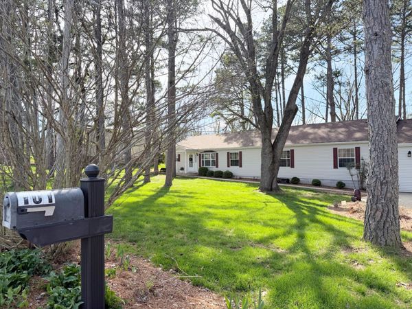 101 Azalea Lane , Makanda, IL 62958