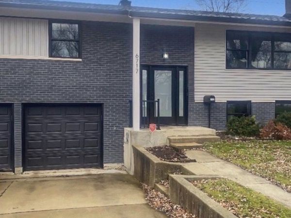 6717 Patton Drive , Woodridge, IL 60517