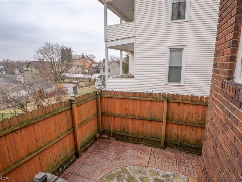 411 4th Street NE, Massillon, OH 44646 Photo 47