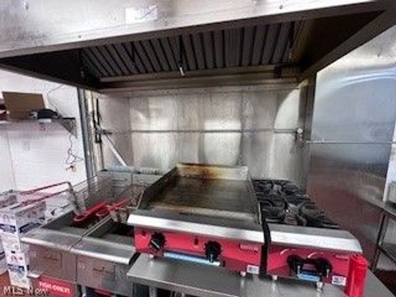 12716 Buckeye Road, Cleveland, OH 44120 Photo 7