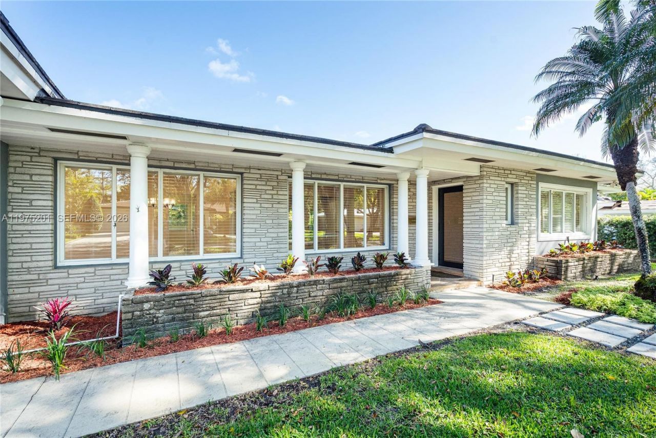 1235 Algardi Ave, Coral Gables, FL 33146 Photo