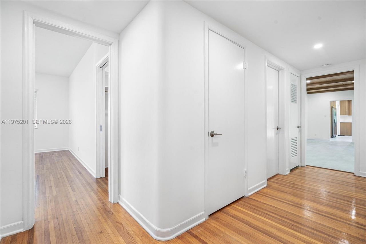 1235 Algardi Ave, Coral Gables, FL 33146 Photo